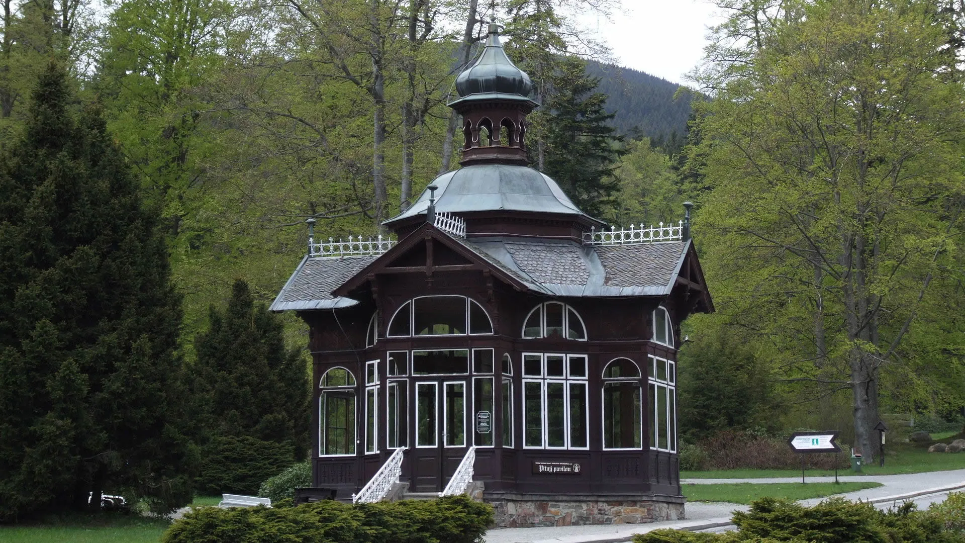 Karlova Studánka